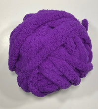 Load image into Gallery viewer, Chunky Knit Blankets