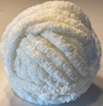 Load image into Gallery viewer, Chunky Knit Blankets