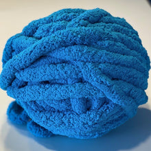 Load image into Gallery viewer, Chunky Knit Blankets